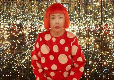 'INFINITO PRESENTE' DI YAYOI KUSAMA