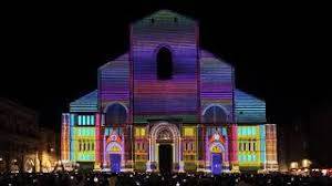 A BOLOGNA LA BASILICA DI SAN PETRONIO “SI COMPLETA” GRAZIE AL VIDEOMAPPING